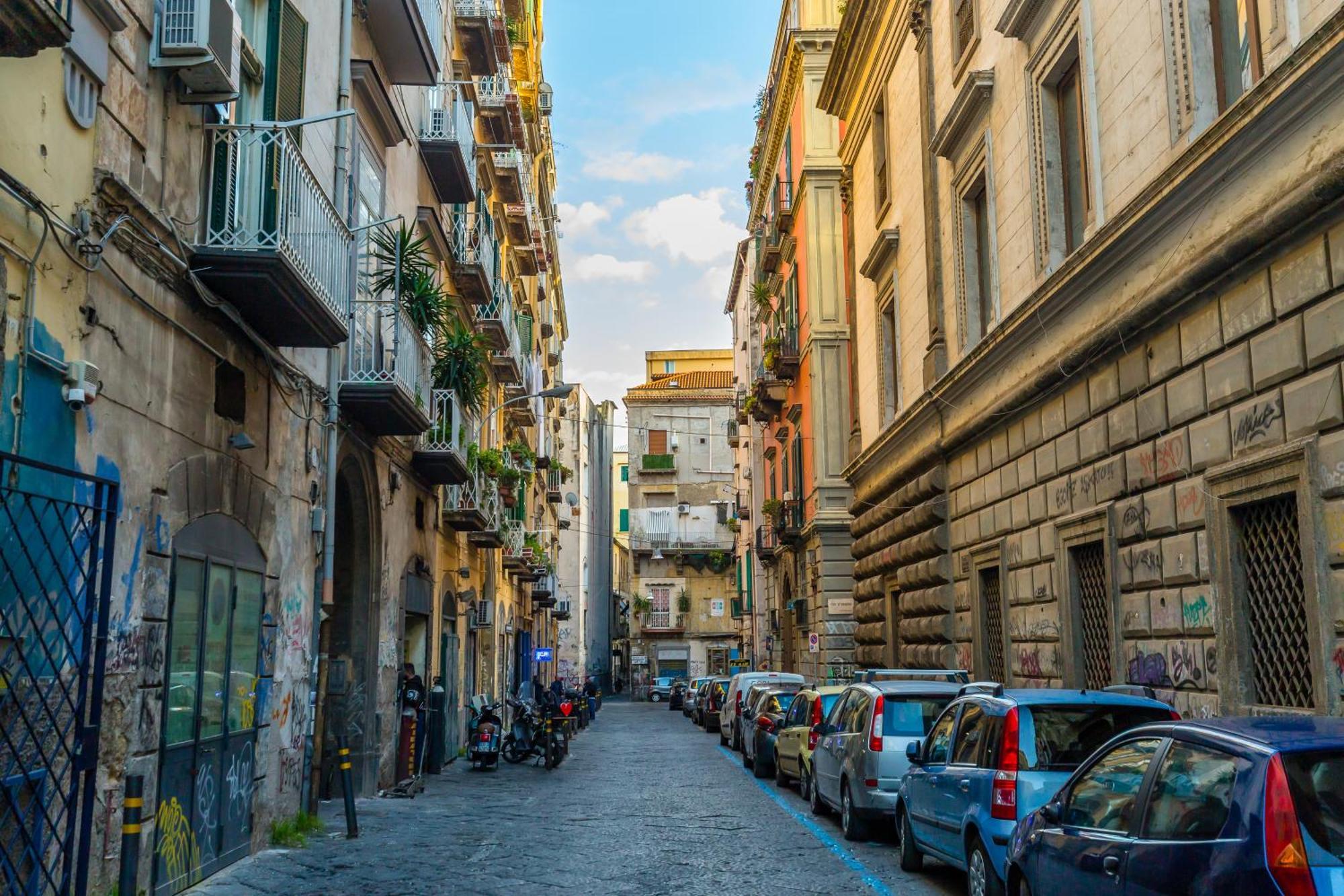 A Pochi Passi Da Piazza Del Gesu By Wonderful Italy Lägenhet Neapel Exteriör bild